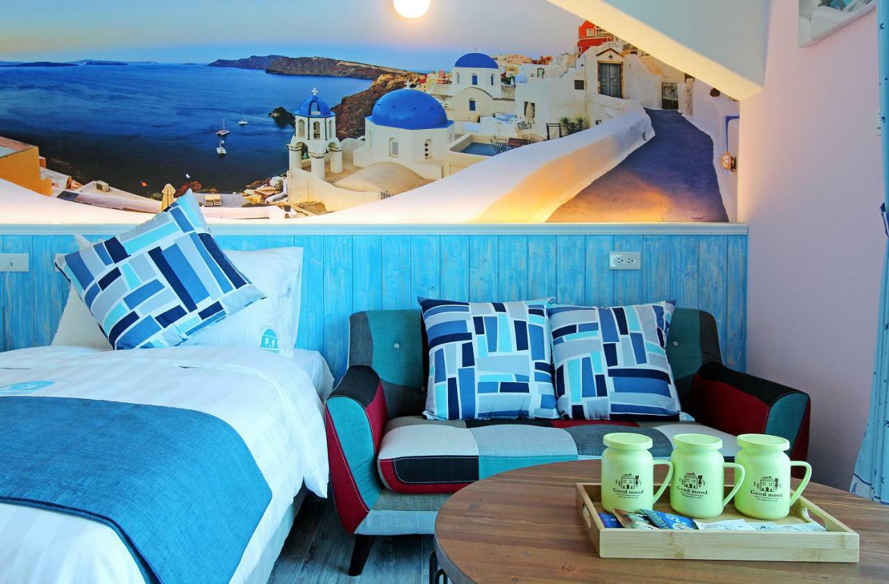 White Mediterranean Dahan Luaran gambar